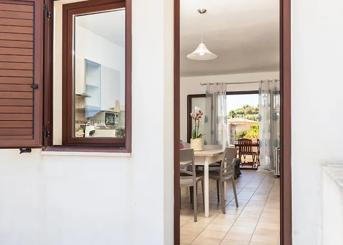 Casa Bianco Navarrese B דירה